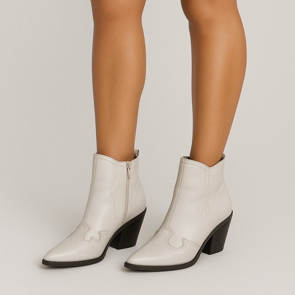INDIGO ROAD WHITE CHUNKY HEEL WESTERN ANKLE BOOTS COUNTRY CHIC SIZE 7